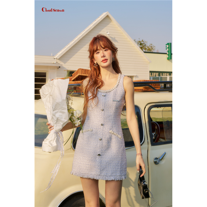 Slimming Ageing Pearl Chambray Dress - Image 5