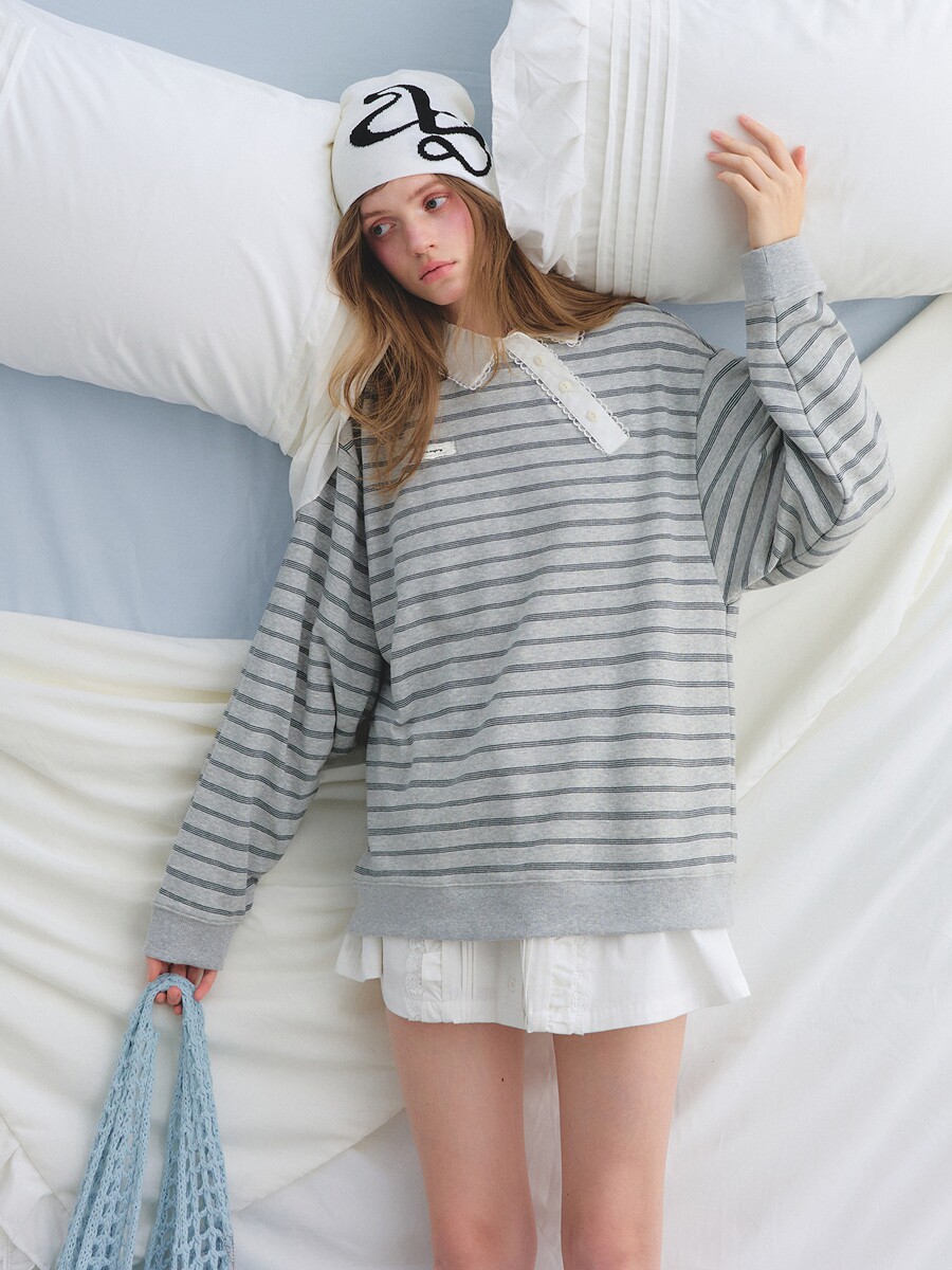 Slanted-front Lace-trimmed Collar Striped Patchwork Hoodie