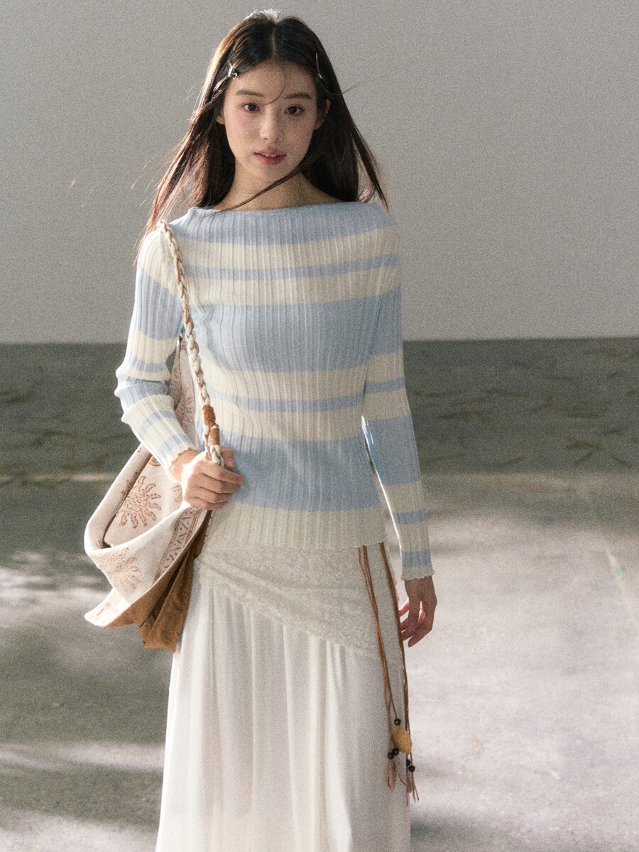 Lightweight Figure-flattering Knitted Top With Bright Stripes - Image 3